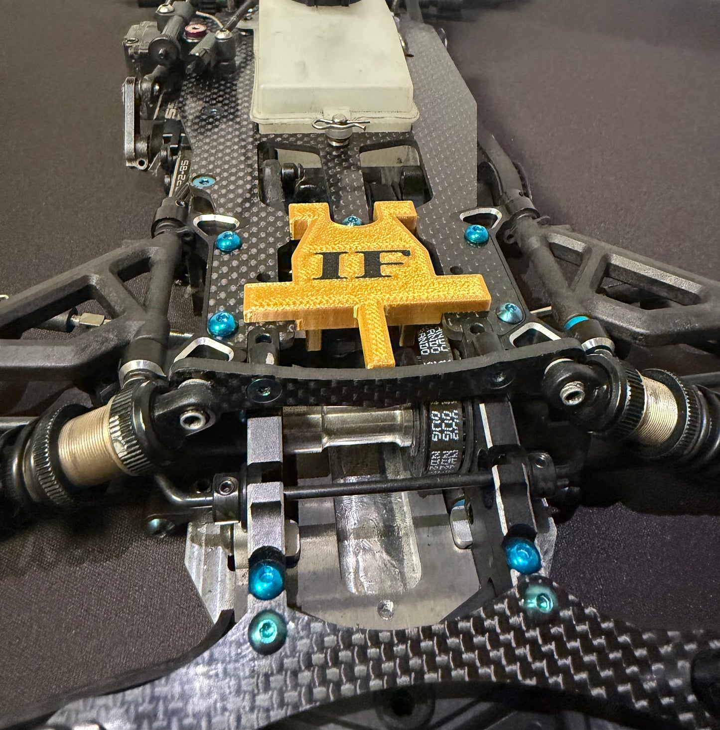 3D GOLD TOE-LOCK FOR INFINTY 1:8 CAR